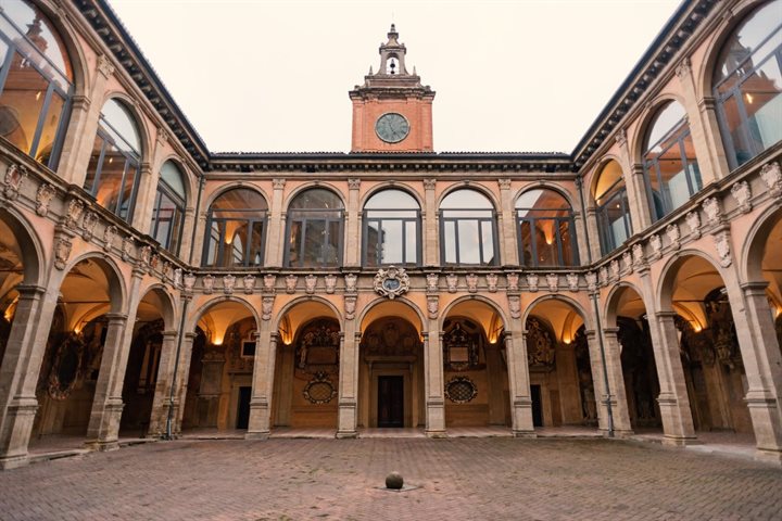 Universita-degli-Studi-di-Bologna