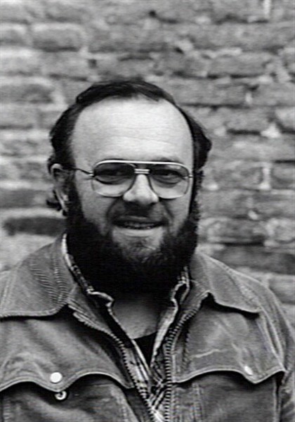 J.W. Scheffers, oud-directeur landelijk bureau Stichting Bedrijfsapostolaat en de Dienst Industriële Samenleving vanwege de Kerken