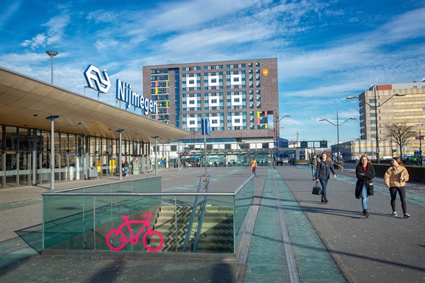 RU Nijmegen centraal station2019